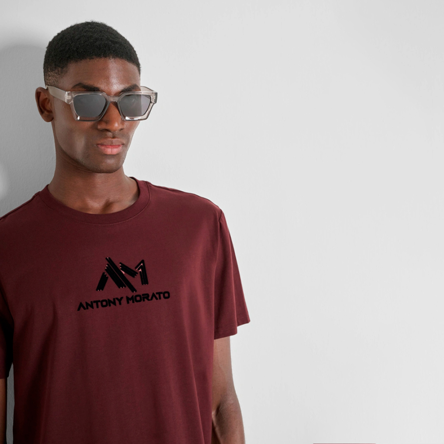 regular-fit-t-shirt-with-printed-logo