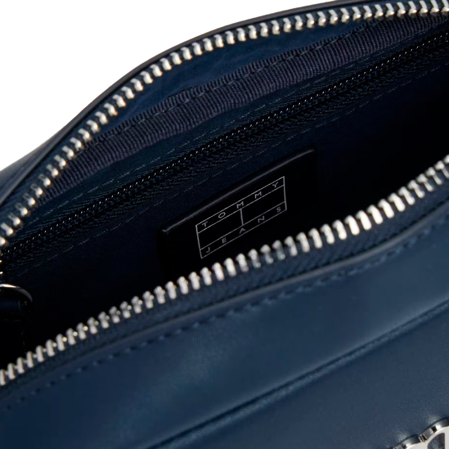 tommy-jeans-bandolera-aw0aw17897-c1g-tu-bold-script-shoulder-bag-dark-night-navy tommy-jeans-bandolera-aw0aw17897-c1g-tu-bold-script-shoulder-bag-dark-night-navy