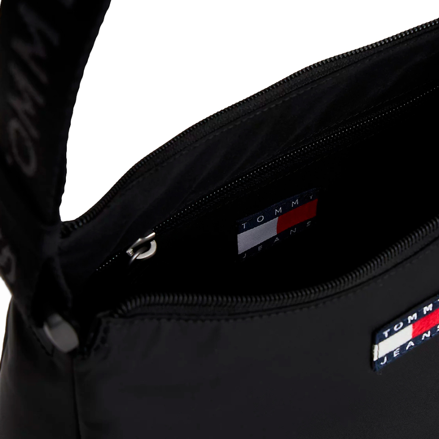 logo-shoulder-bag logo-shoulder-bag