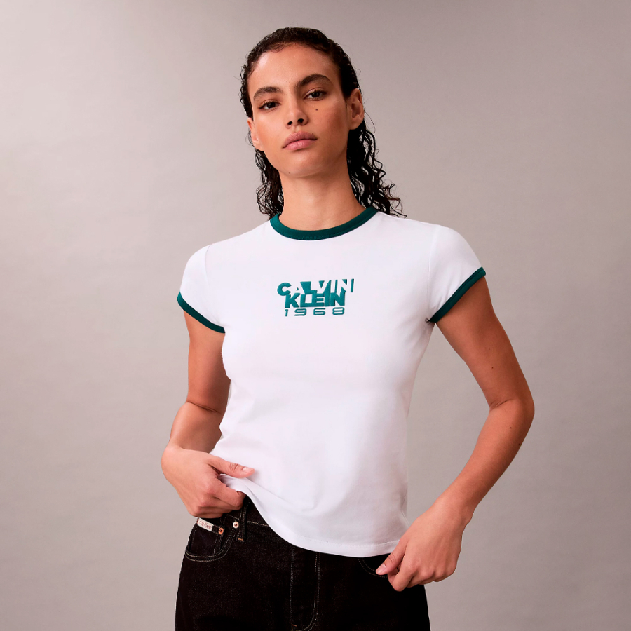 baby-t-shirt-mit-grafischem-logo-von-1968 baby-t-shirt-mit-grafischem-logo-von-1968