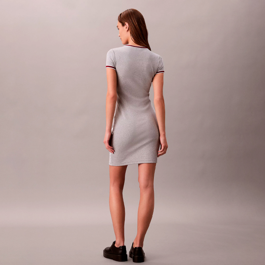 robe-chemise-sportive-cotelee-coupe-slim robe-chemise-sportive-cotelee-coupe-slim
