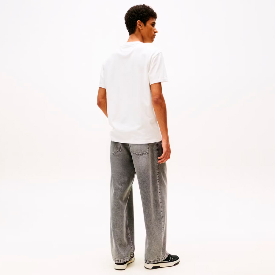 t-shirt-girocollo-con-stampa t-shirt-girocollo-con-stampa