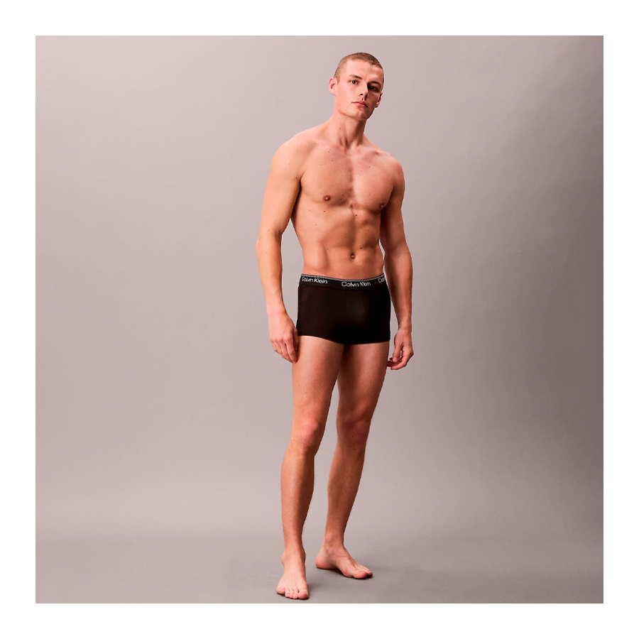 ck-boxer-lv00nb4409-ub1-ts-low-rise-trunk-3pk-3-black ck-boxer-lv00nb4409-ub1-ts-low-rise-trunk-3pk-3-black