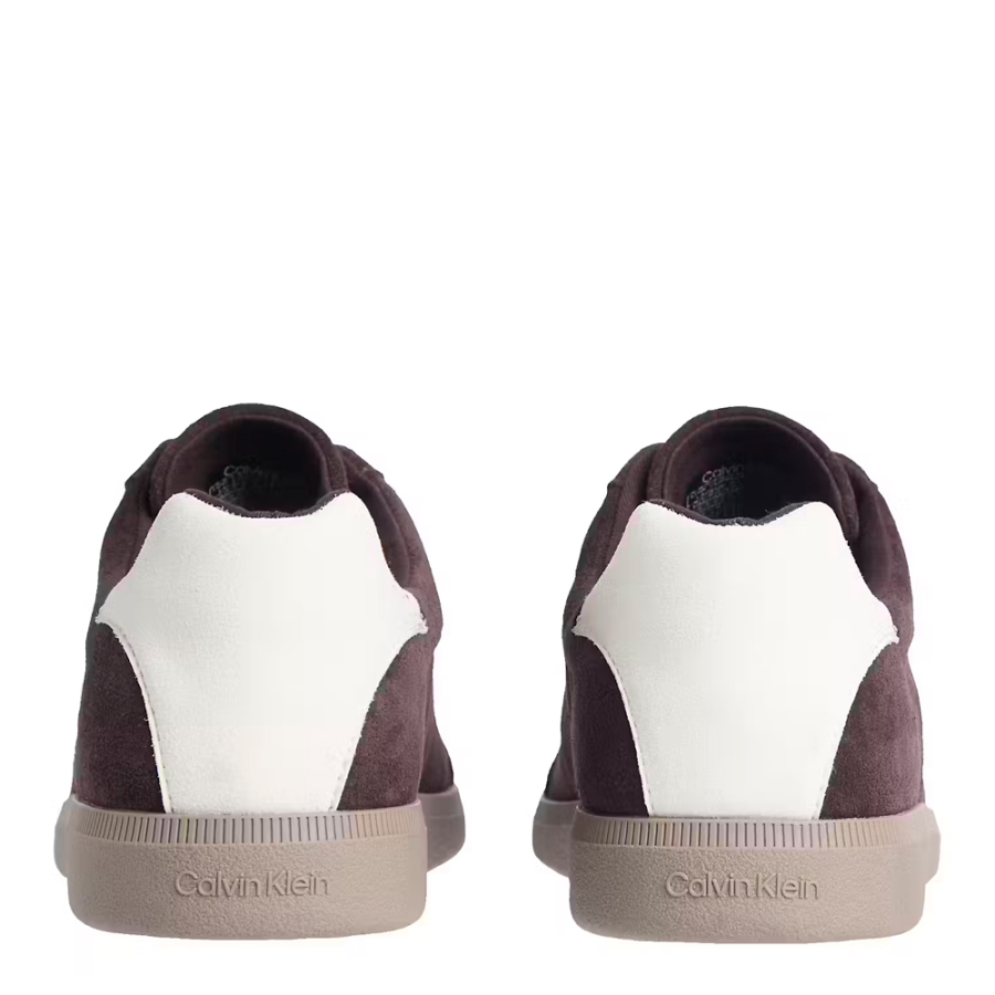sneakers-in-pelle-scamosciata-con-punta-allungata