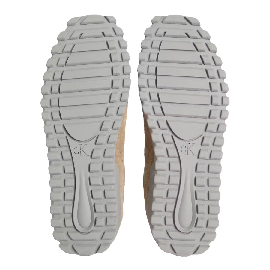 low-profile-runner-shoe