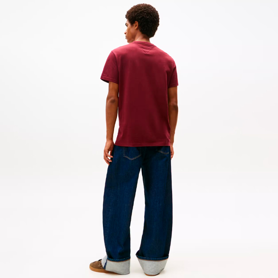 t-shirt-slim-con-logo-lineare