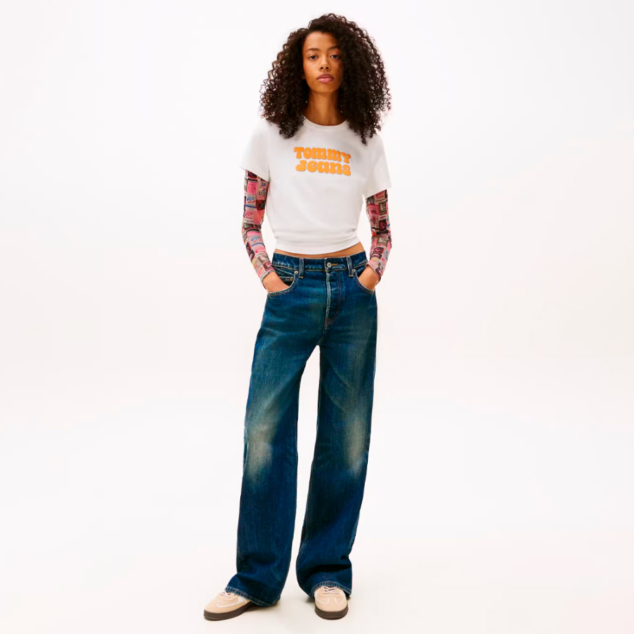 t-shirt-regular-essential-logo-2