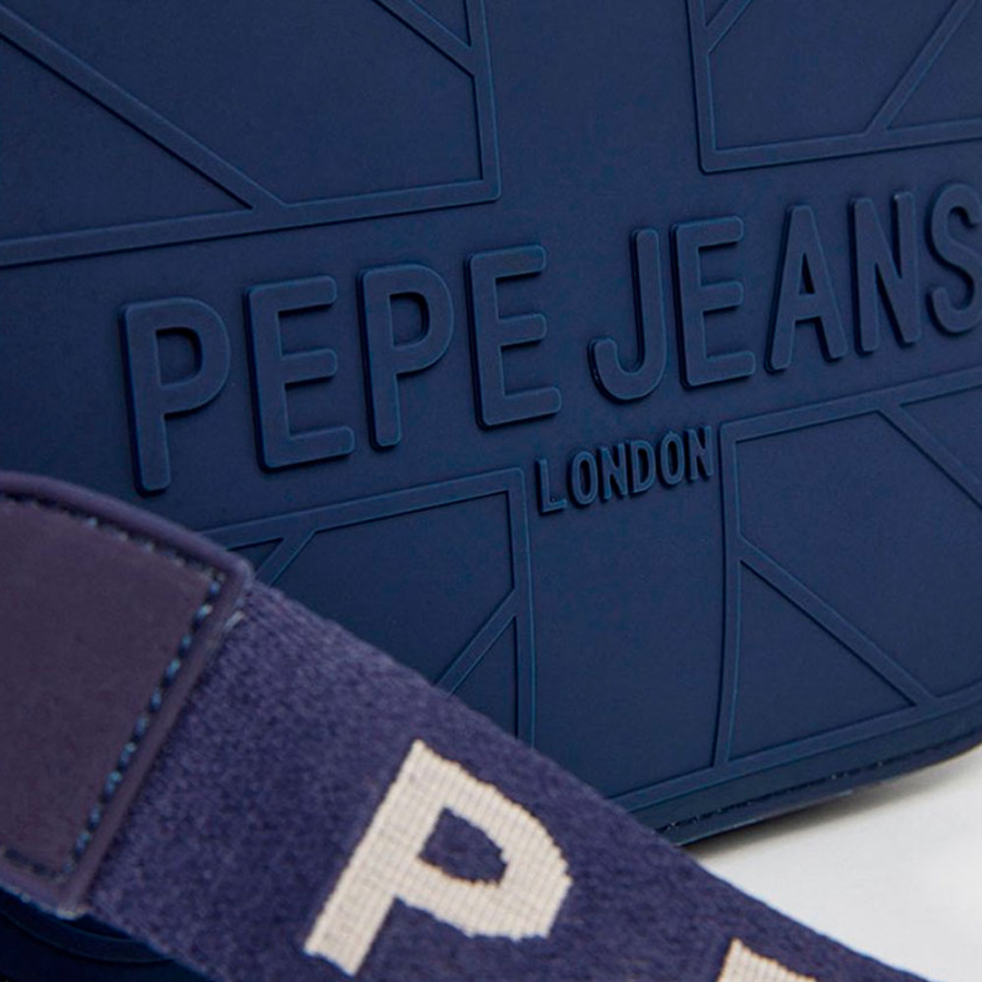 tasche-mit-gummidetails tasche-mit-gummidetails