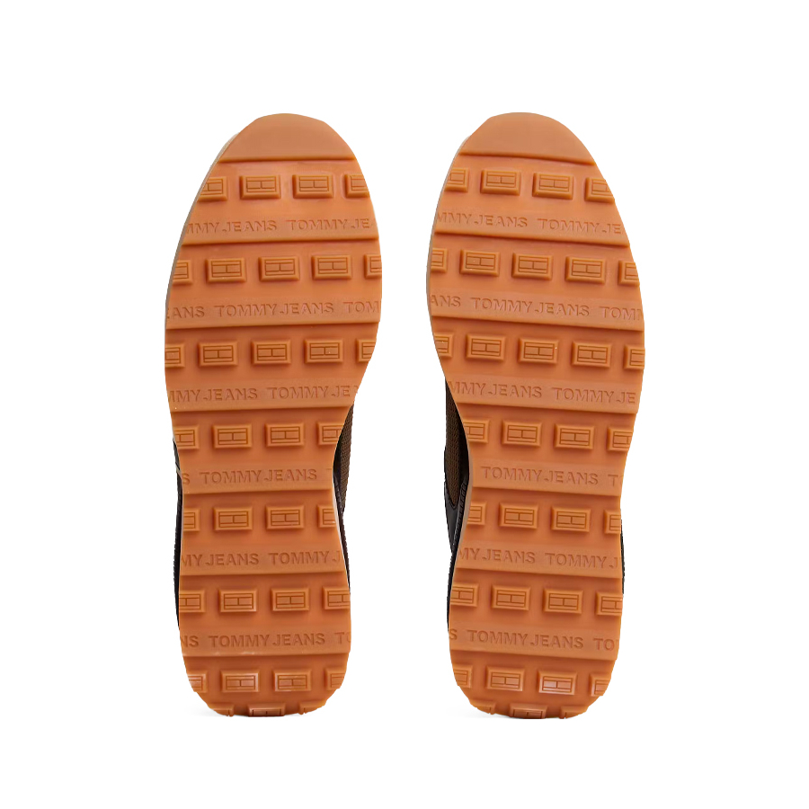 suede-sneakers-with-a-serrated-sole