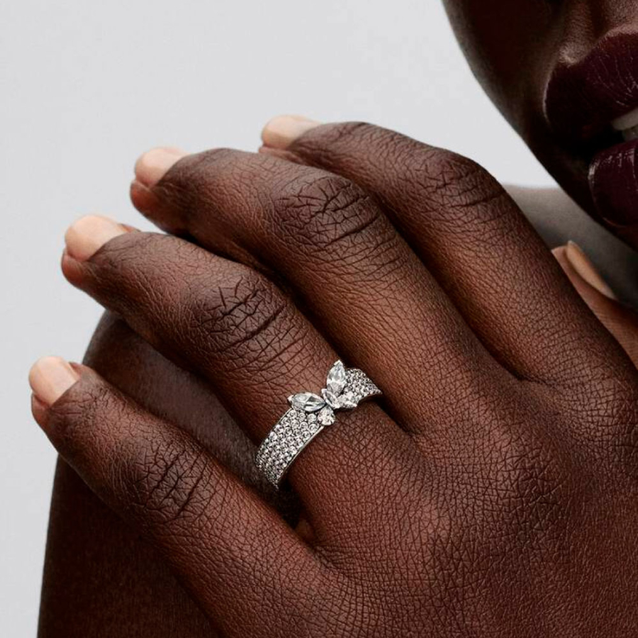 breiter-schmetterlingsring-funkelnd-194270c01