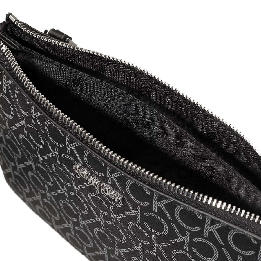 borsa-a-tracolla-con-logo borsa-a-tracolla-con-logo