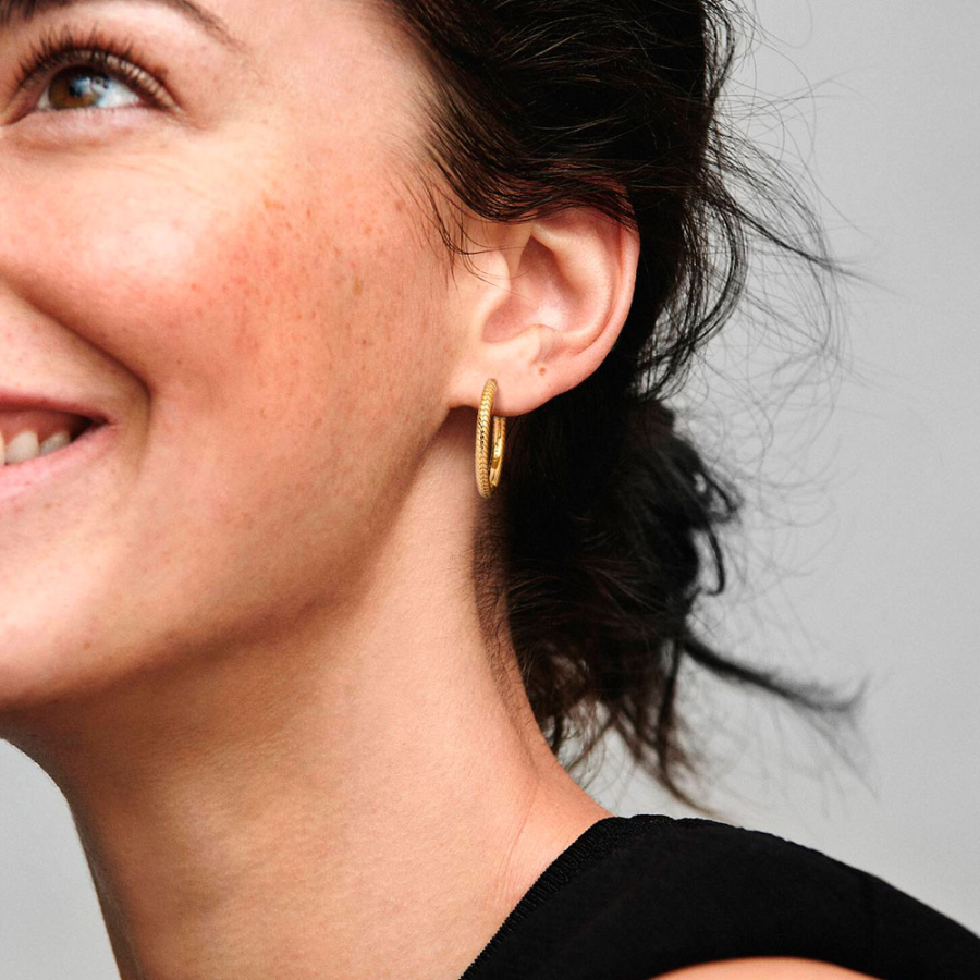 pandora-moments-hoop-earrings-269532c00 pandora-moments-hoop-earrings-269532c00