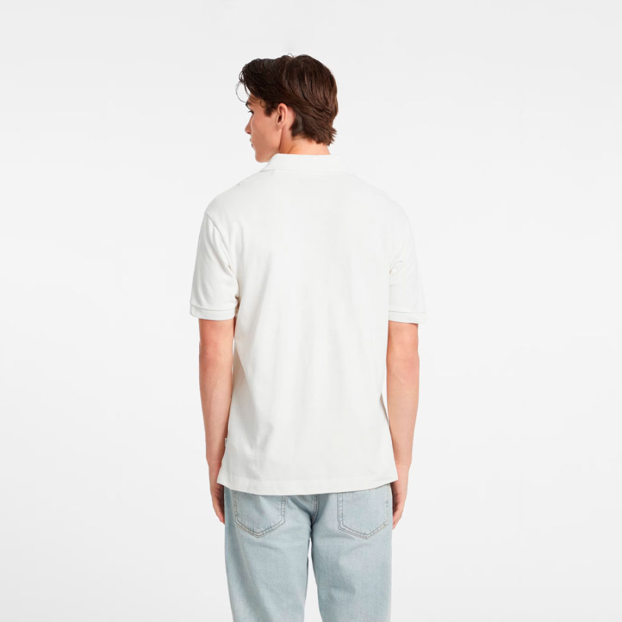 poloshirt-mit-gesticktem-logo poloshirt-mit-gesticktem-logo