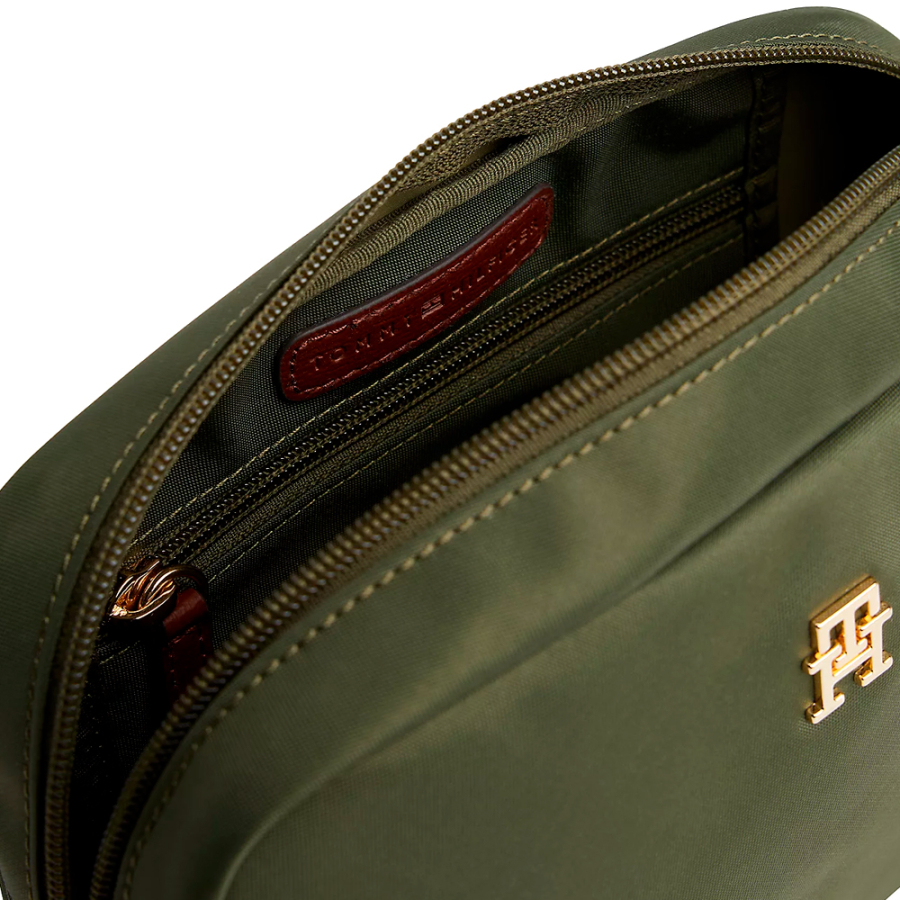 technical-fabric-shoulder-bag technical-fabric-shoulder-bag