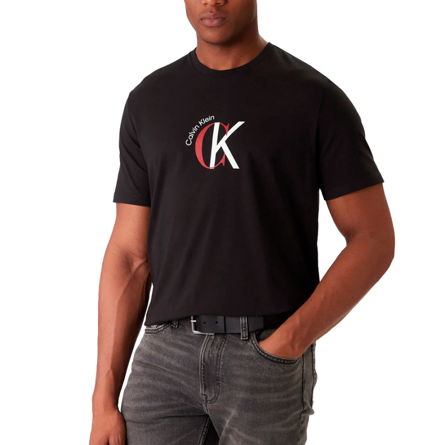 t-shirt-with-monogram-on-the-front