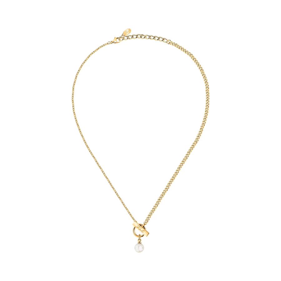 halskette-mit-perlenanhanger
