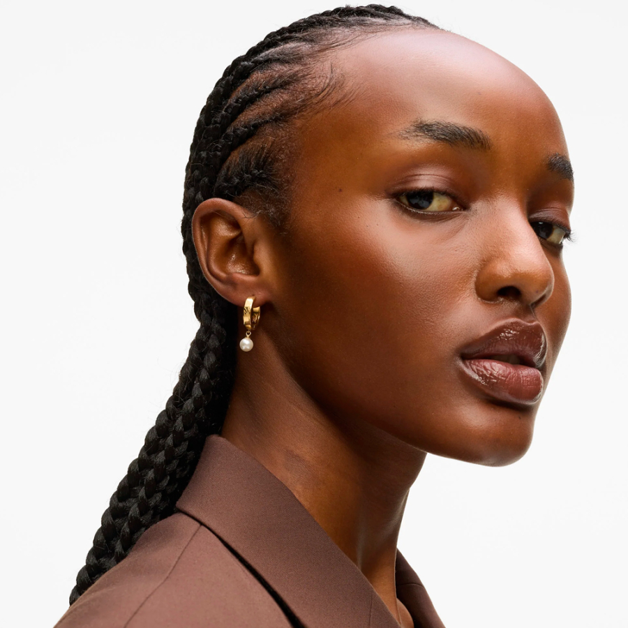 signature-pearl-earrings signature-pearl-earrings