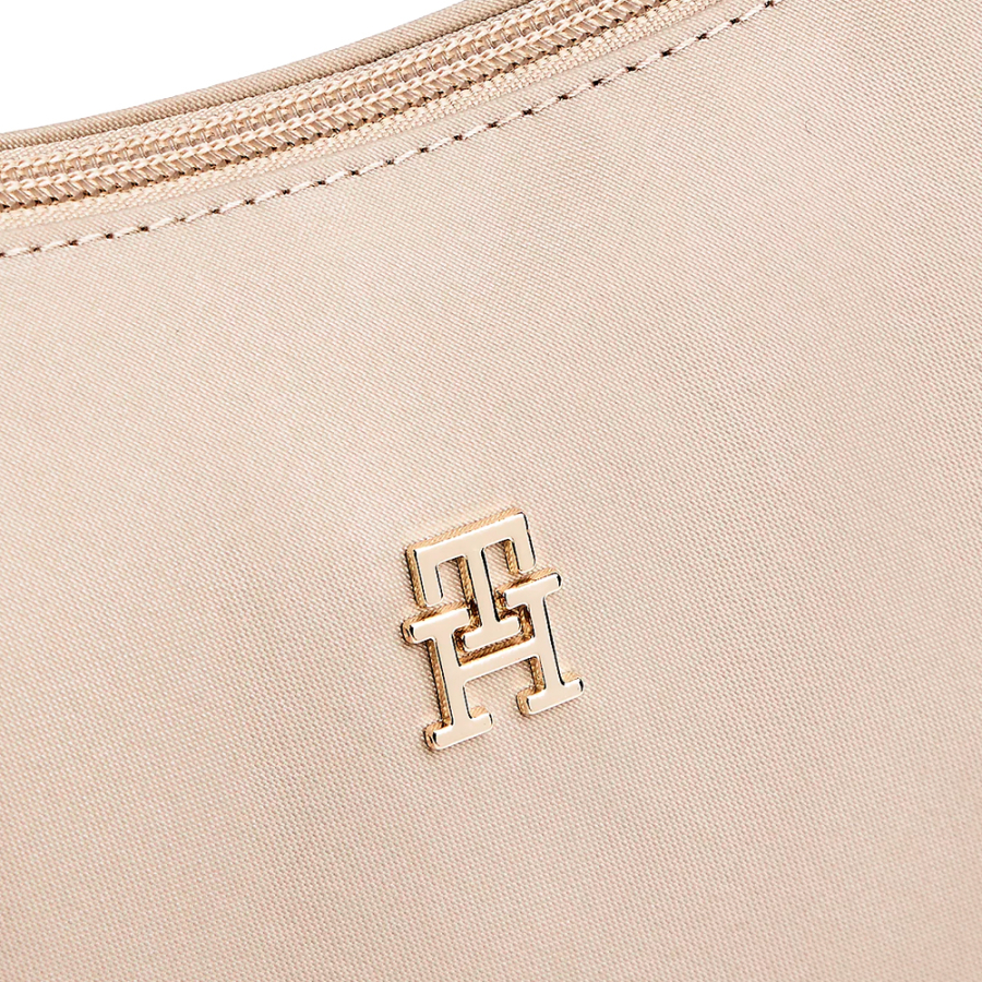 th-monogrammierte-schultertasche