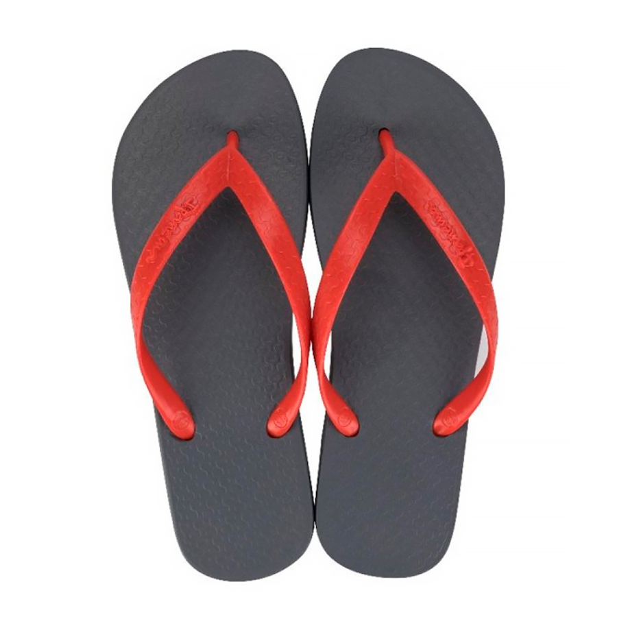 classic-men-s-flip-flops