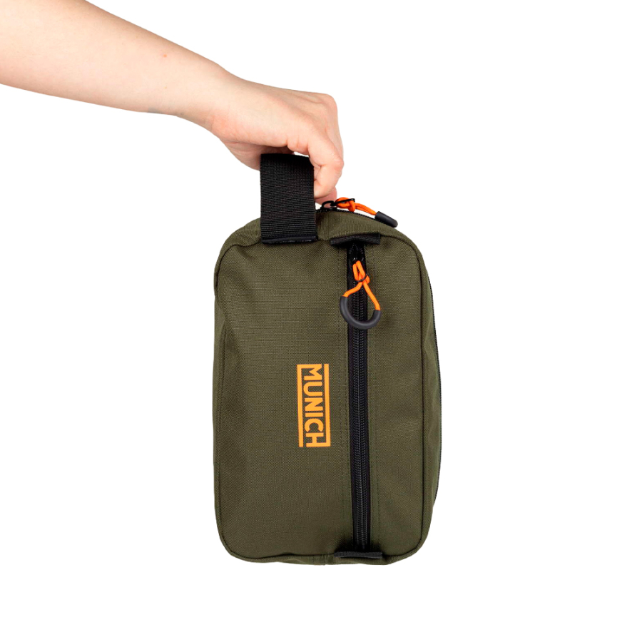 necessario-saco-de-higiene-pessoal-esportivo-reciclado-para-academia necessario-saco-de-higiene-pessoal-esportivo-reciclado-para-academia