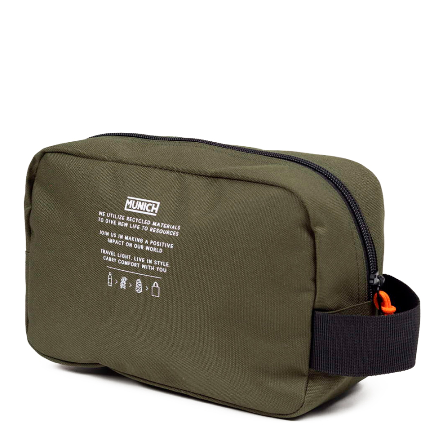 recycled-gym-sports-toiletry-bag