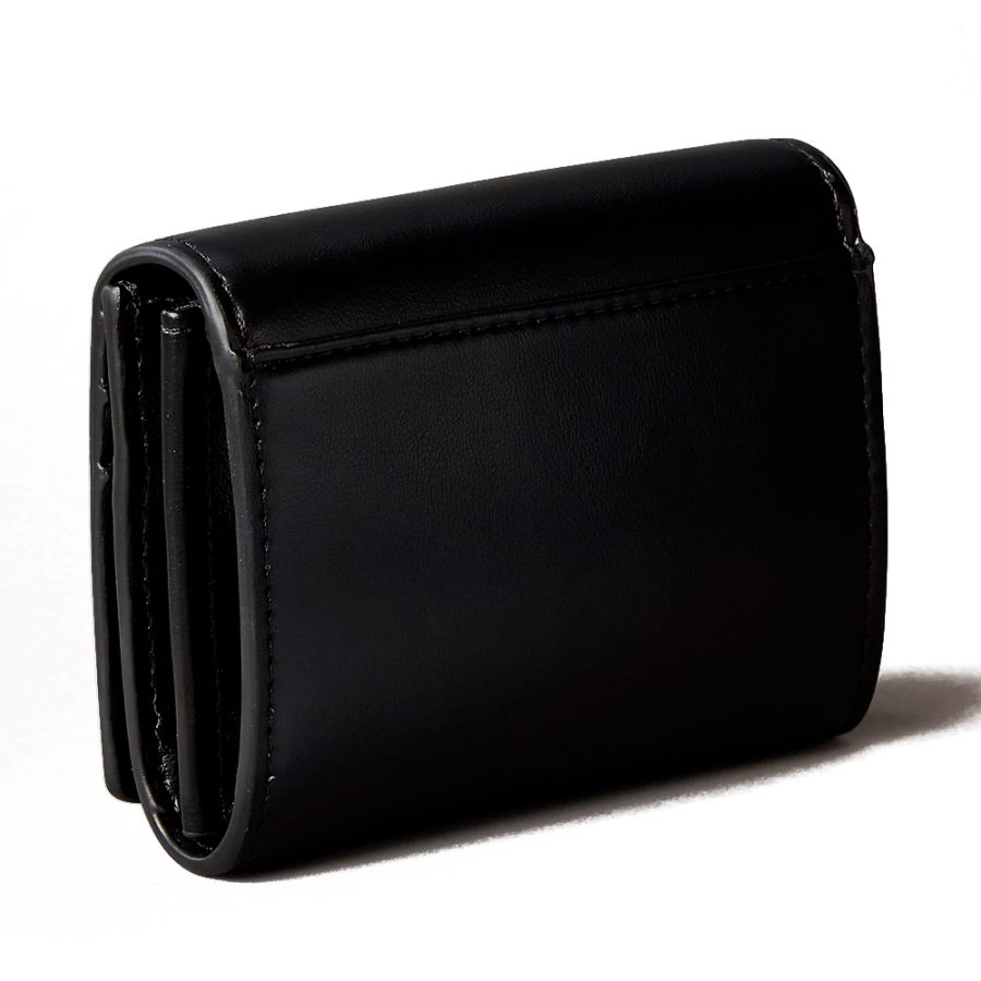 portafoglio-pieghevole-morbido-al-tatto-con-protezione-rfid portafoglio-pieghevole-morbido-al-tatto-con-protezione-rfid