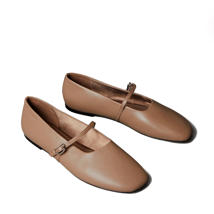 ballerines-en-cuir-a-bout-carre