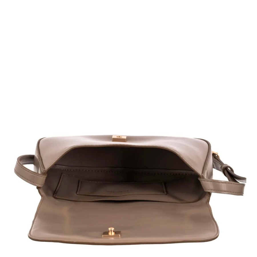 bolsa-para-camera-com-aba-e-monograma