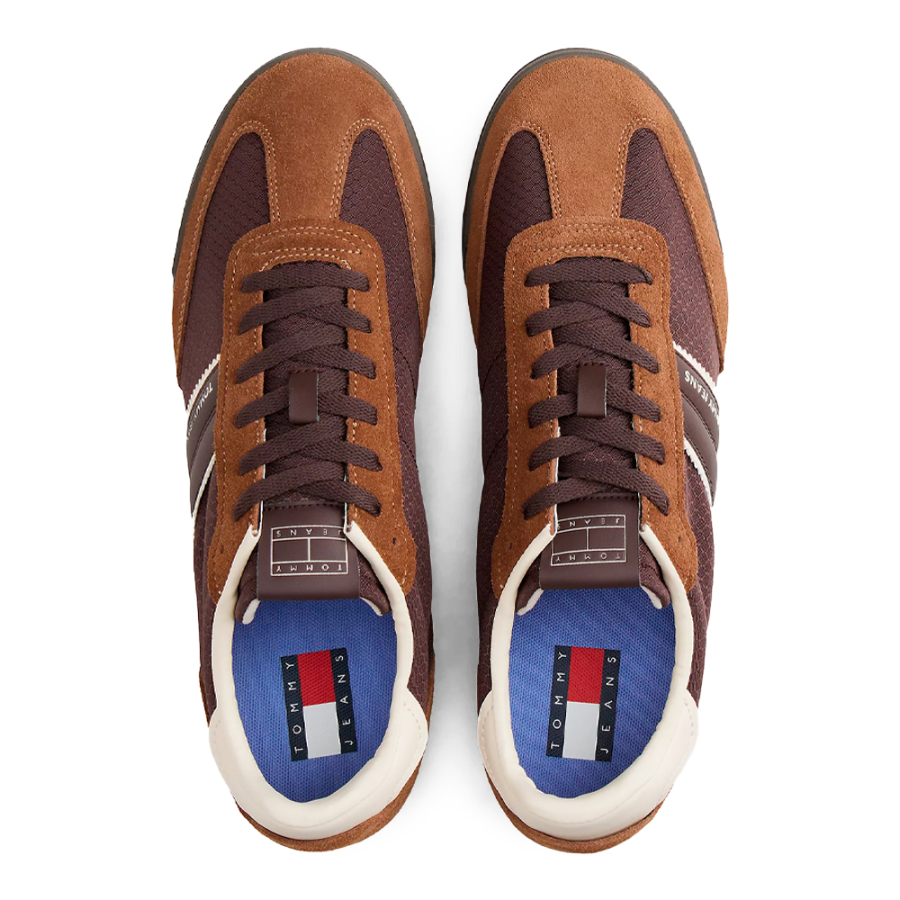 retro-sneakers-with-a-mix-of-textures