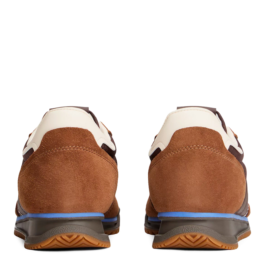 sneakers-retro-con-un-mix-di-texture sneakers-retro-con-un-mix-di-texture