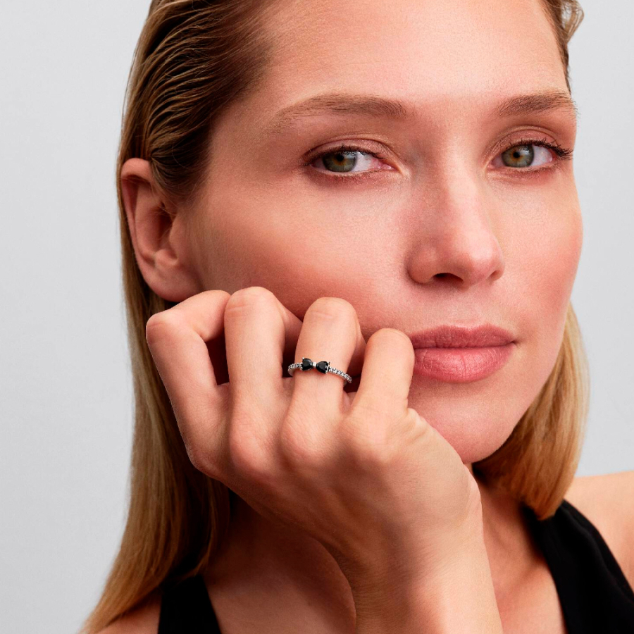 anillo-lazo-negro-brillante