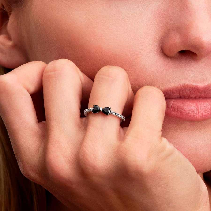 bague-noeud-papillon-noir-brillant bague-noeud-papillon-noir-brillant