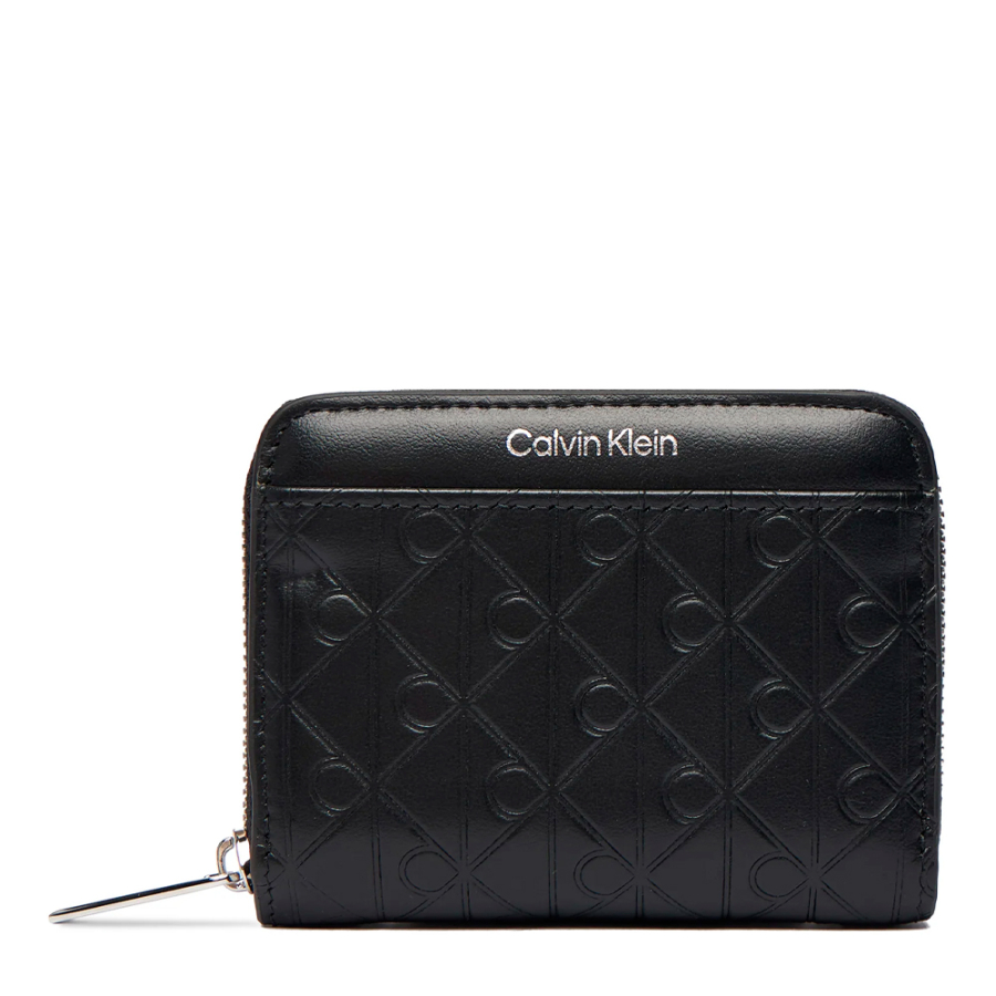 ck-cartera-lv04f1081g-ub1-tu-emblem-aop-embossed-zip-around-black ck-cartera-lv04f1081g-ub1-tu-emblem-aop-embossed-zip-around-black