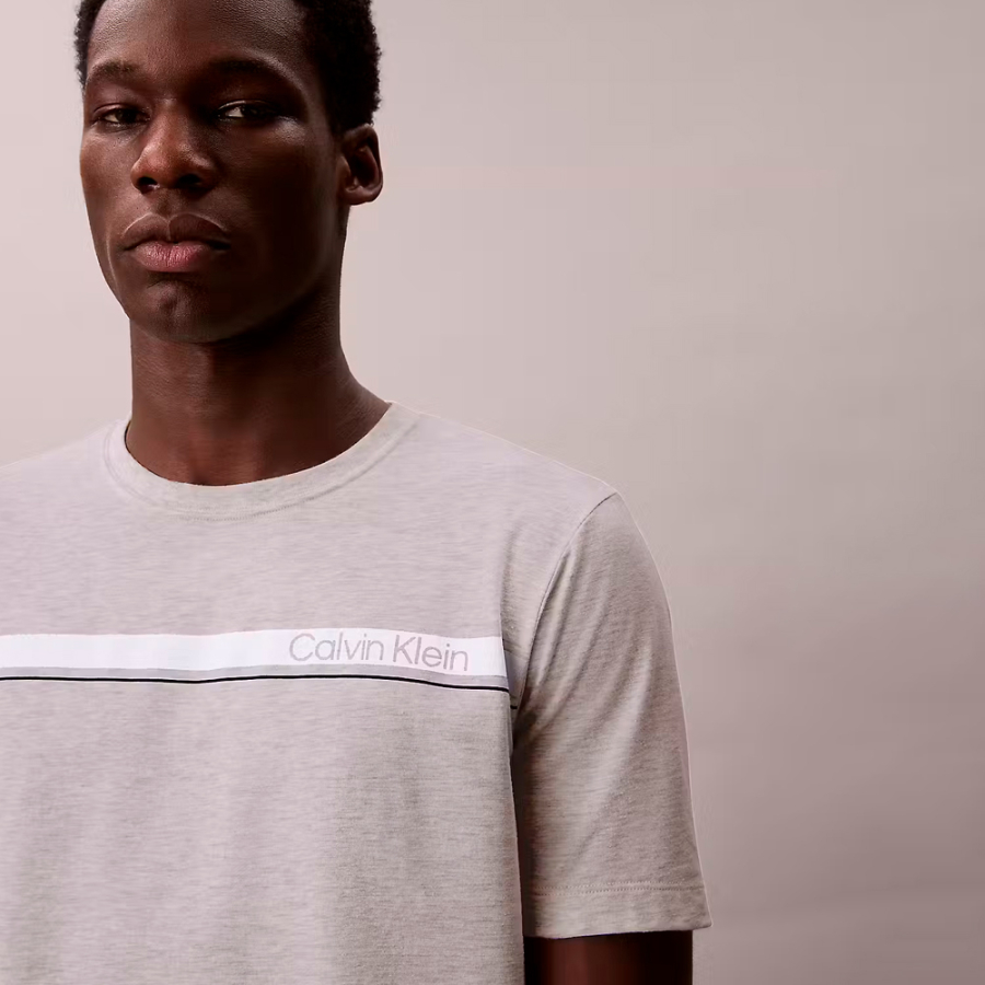 t-shirt-lifestyle t-shirt-lifestyle