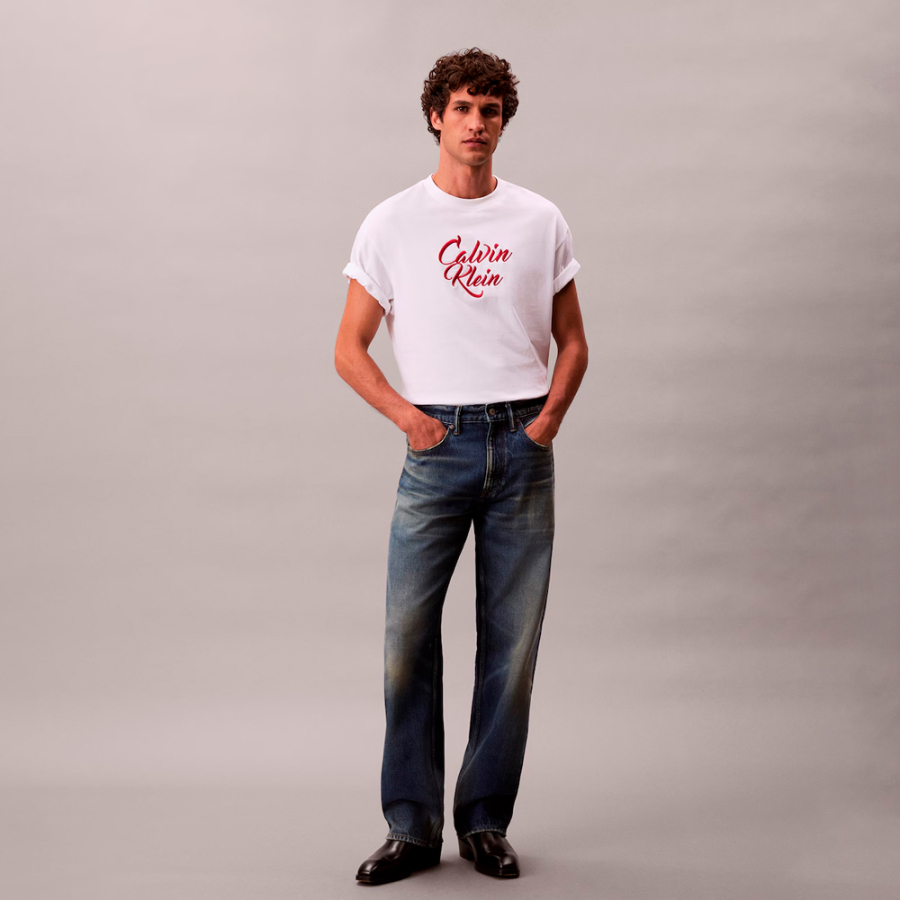 t-shirt-con-grafica-corsiva t-shirt-con-grafica-corsiva