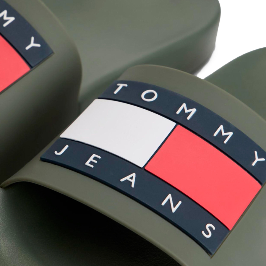 chanclas-con-logo-engomado chanclas-con-logo-engomado