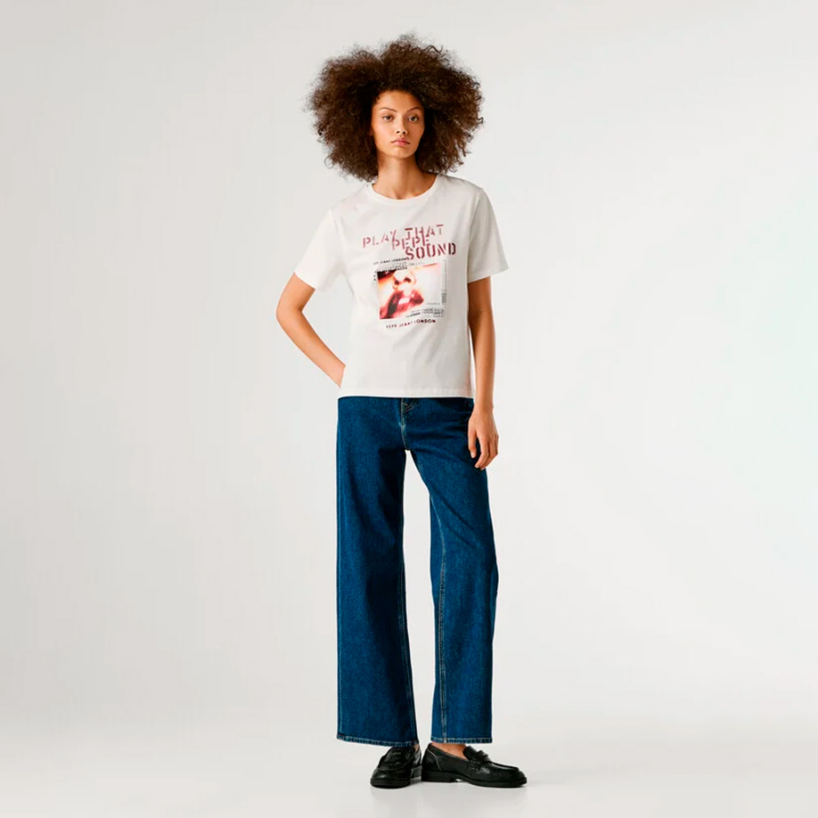 t-shirt-a-imprime-graphique