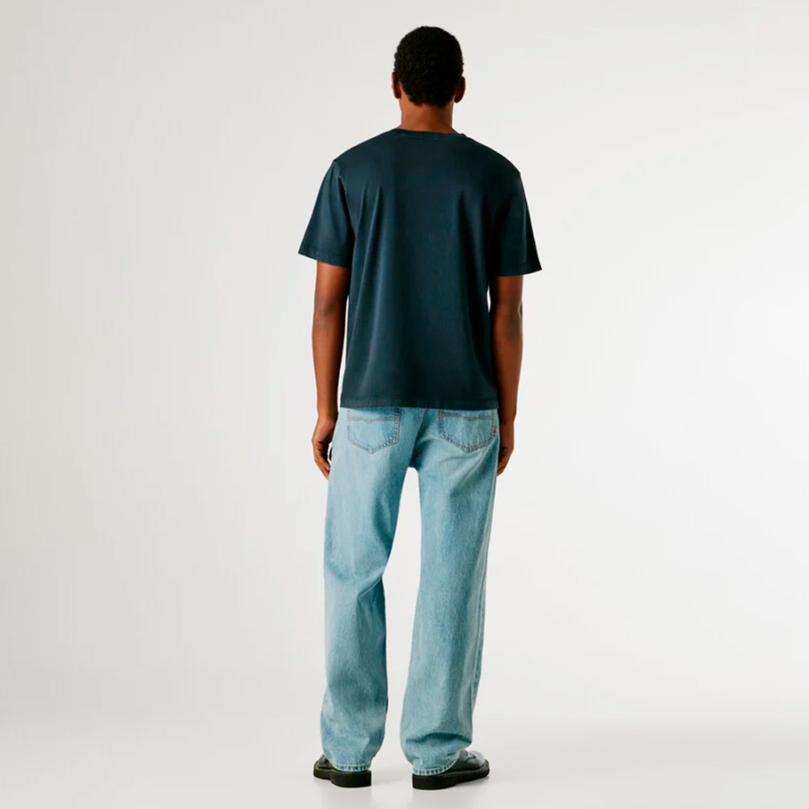 regular-fit-printed-graphic-t-shirt