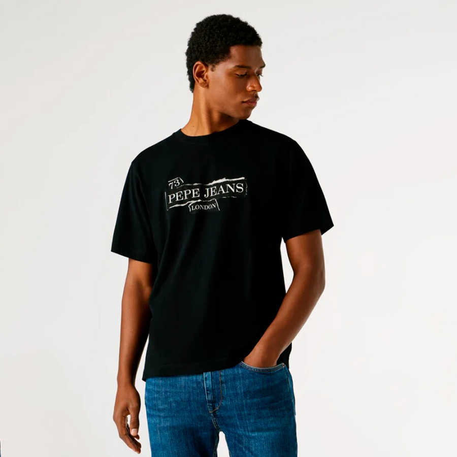 t-shirt-con-logo-stampato-dalla-vestibilita-regolare t-shirt-con-logo-stampato-dalla-vestibilita-regolare