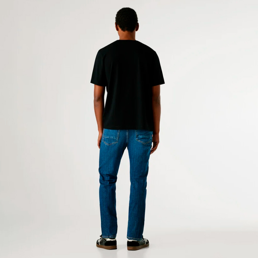 camiseta-de-corte-regular-com-estampa-do-logotipo camiseta-de-corte-regular-com-estampa-do-logotipo