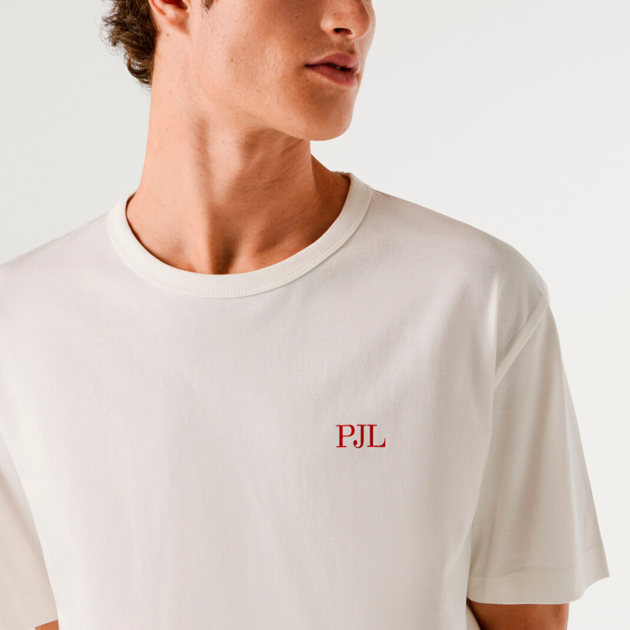 camiseta-com-estampa-nas-costas-modelagem-folgada camiseta-com-estampa-nas-costas-modelagem-folgada