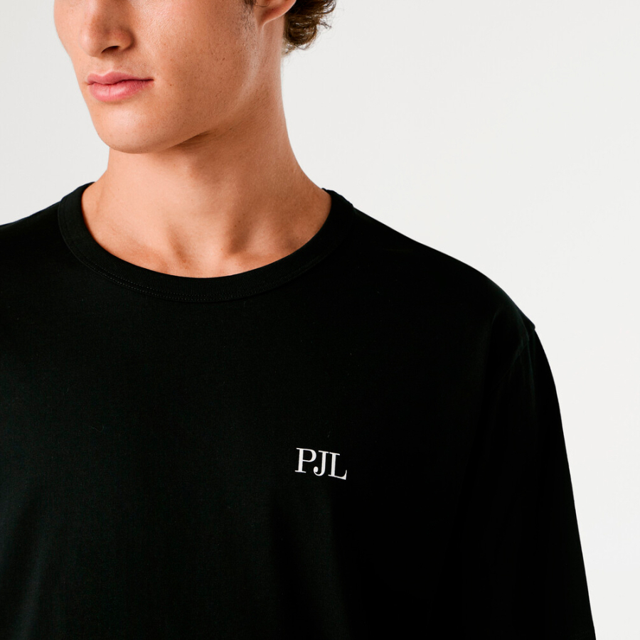 t-shirt-con-stampa-sul-retro-vestibilita-comoda t-shirt-con-stampa-sul-retro-vestibilita-comoda