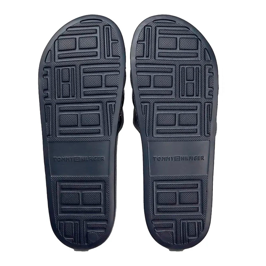 tongs-pantoufles-de-piscine tongs-pantoufles-de-piscine