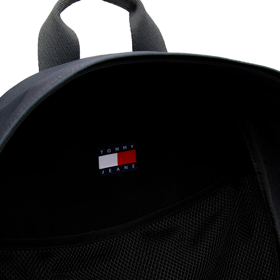 essential-logo-backpack essential-logo-backpack