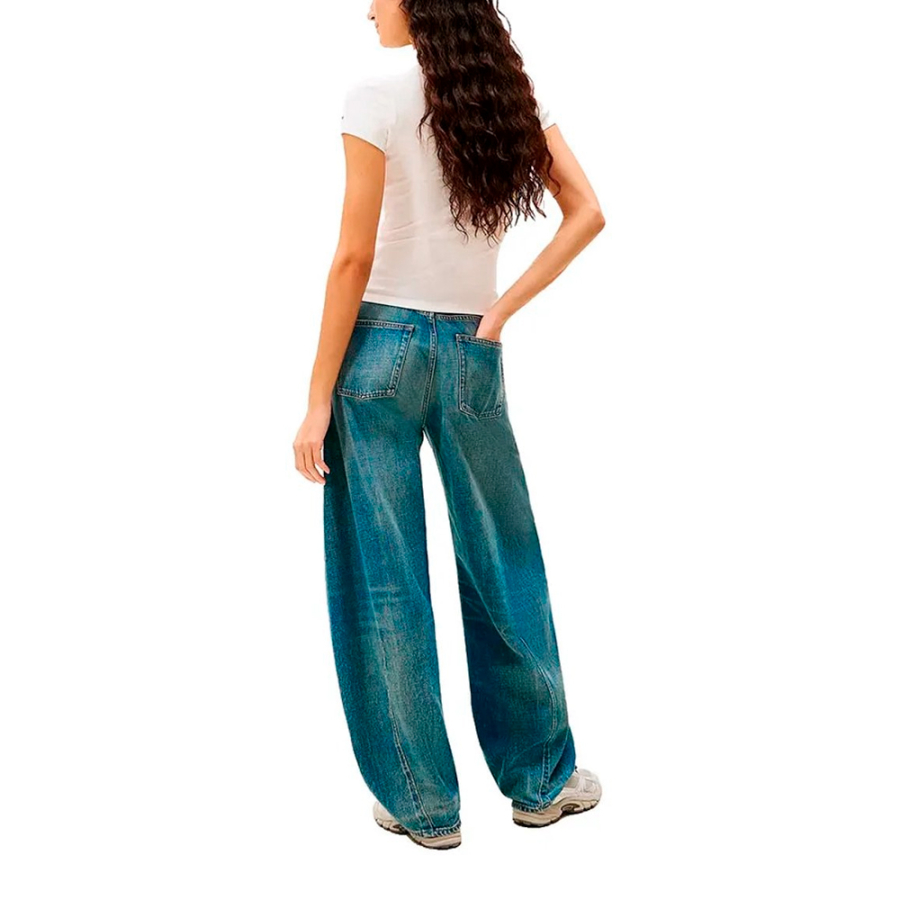 t-shirt-con-logo-slim-essentials