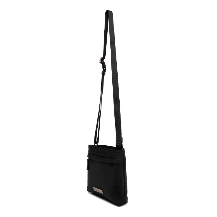 sleek-slim-flatpack-crossbody-bag sleek-slim-flatpack-crossbody-bag
