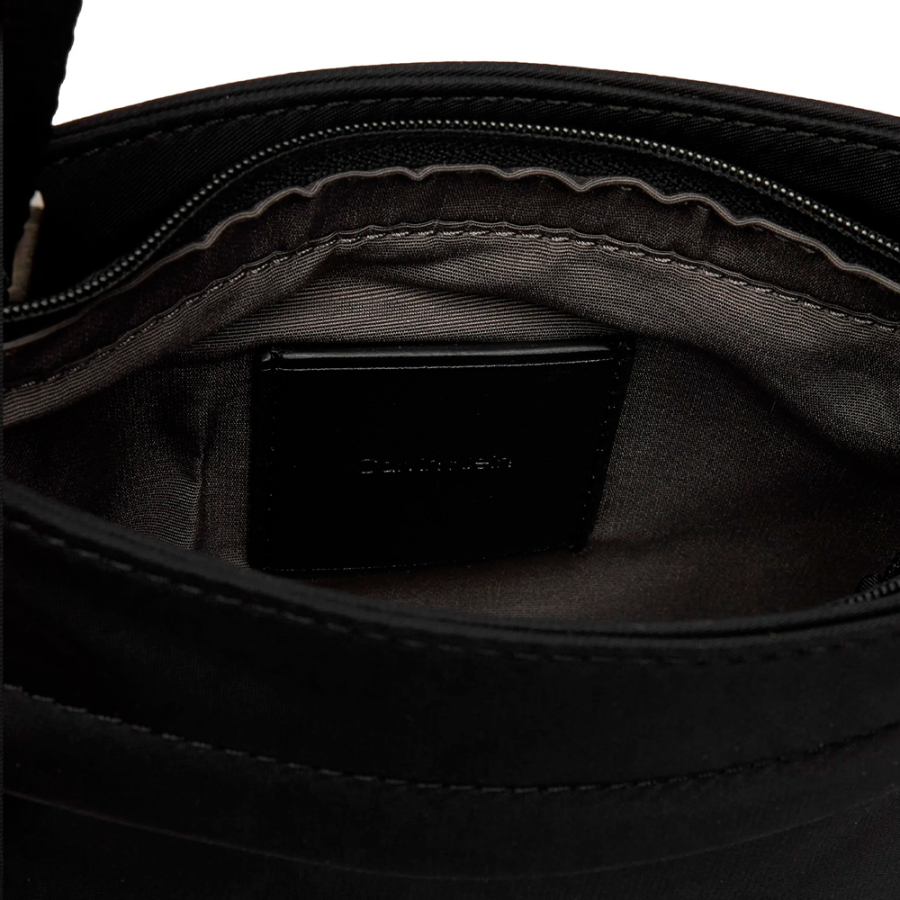 elegante-schlanke-crossbody-tasche-zum-einfachen-zusammenfalten elegante-schlanke-crossbody-tasche-zum-einfachen-zusammenfalten