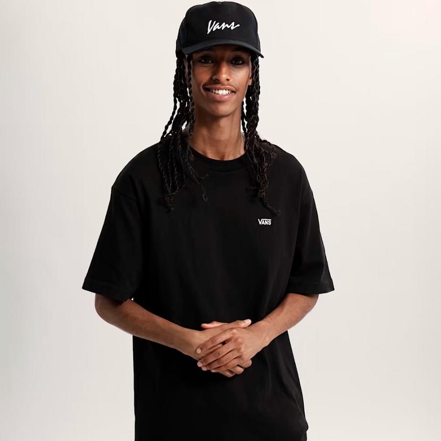 camiseta-com-logo-no-lado-esquerdo-do-peito camiseta-com-logo-no-lado-esquerdo-do-peito