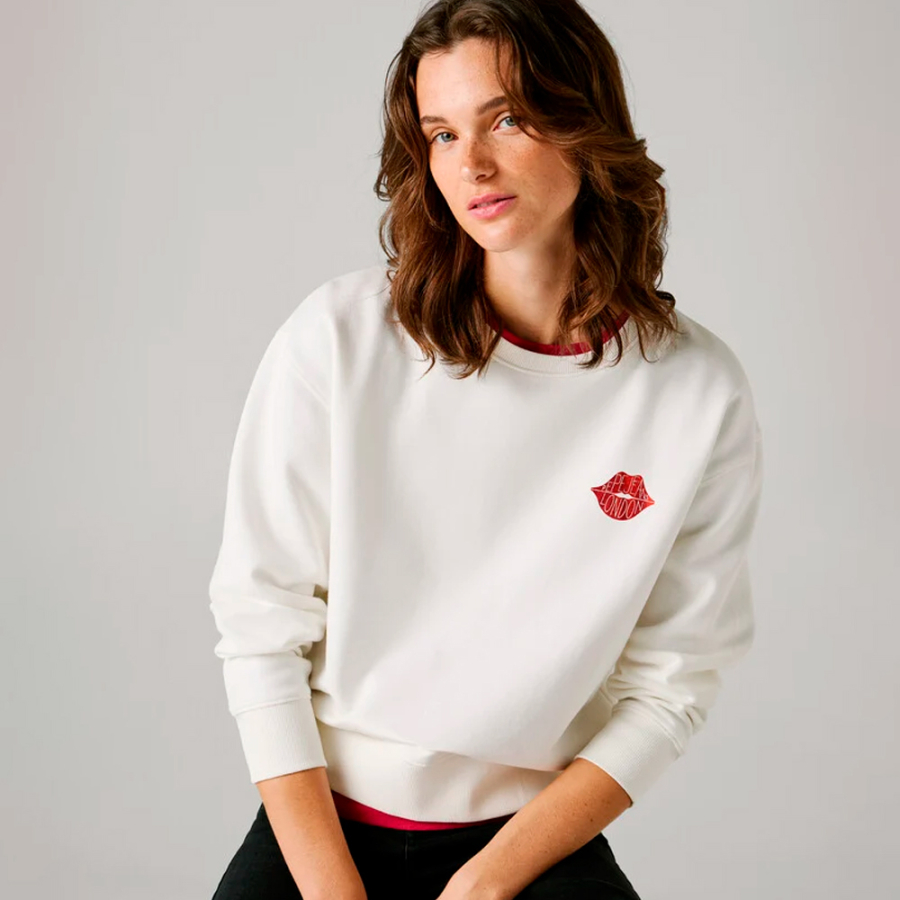 crew-neck-sweatshirt-with-logo