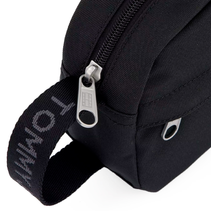 trousse-de-toilette-essentiels-am0am13861 trousse-de-toilette-essentiels-am0am13861